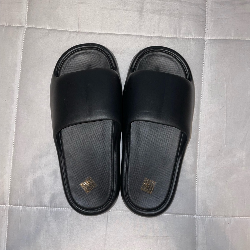 Thick Sole Slippers